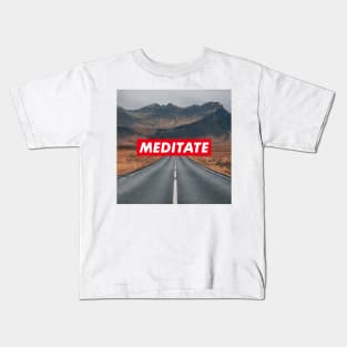 Meditate mountain Kids T-Shirt